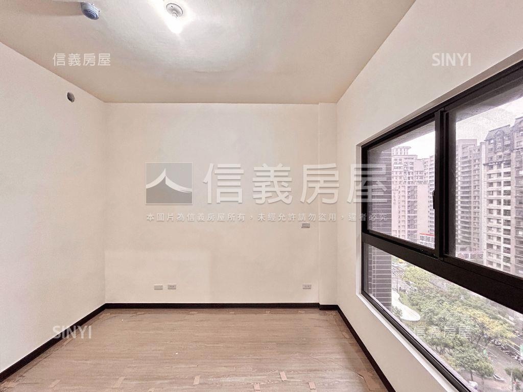 忠孝苑全新落成兩房車位房屋室內格局與周邊環境