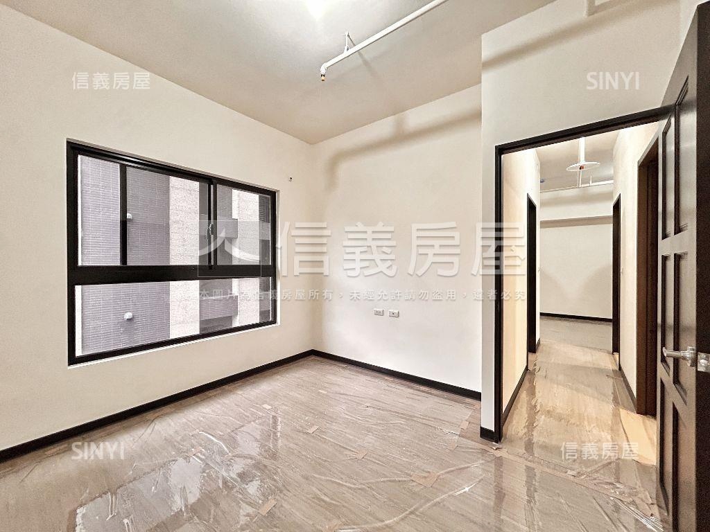 忠孝苑全新落成兩房車位房屋室內格局與周邊環境