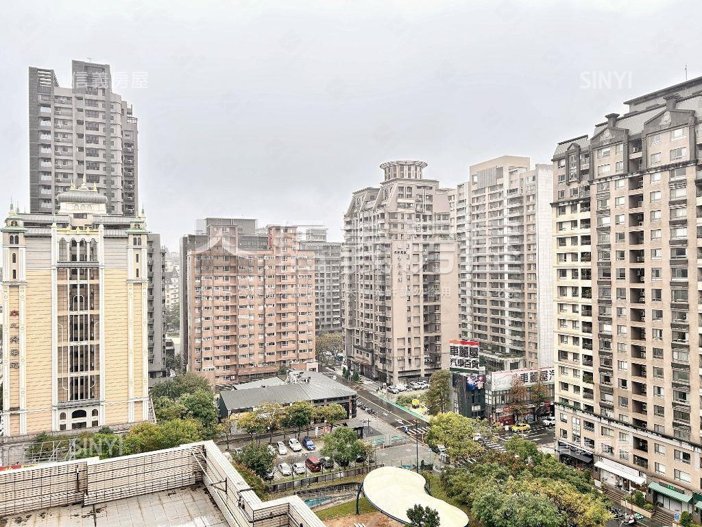 忠孝苑全新落成兩房車位房屋室內格局與周邊環境