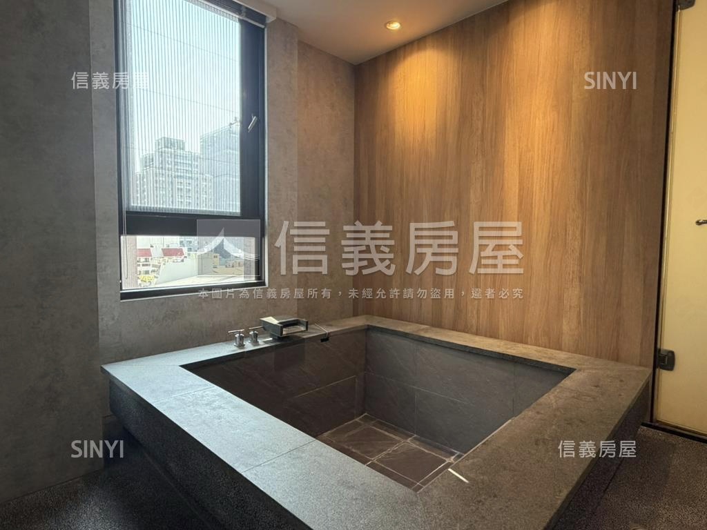 夏都朝東原木美裝潢戶房屋室內格局與周邊環境