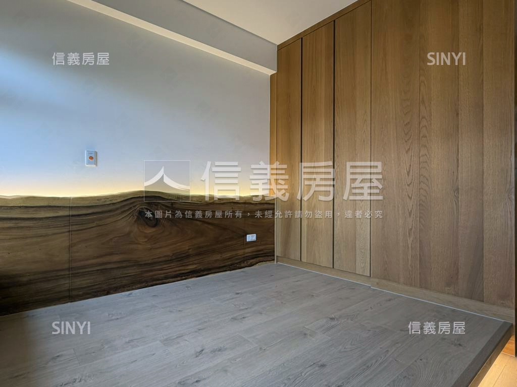 夏都朝東原木美裝潢戶房屋室內格局與周邊環境