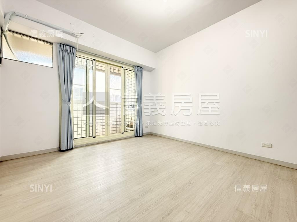 紫金城２房２衛浴房屋室內格局與周邊環境