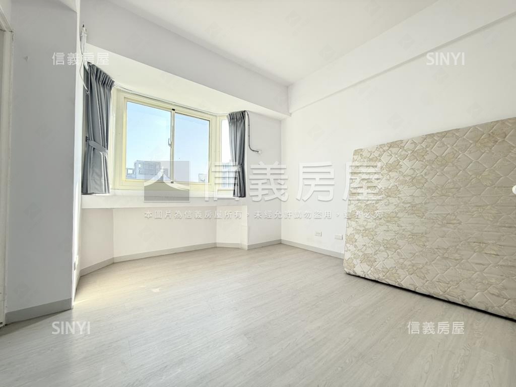 紫金城２房２衛浴房屋室內格局與周邊環境