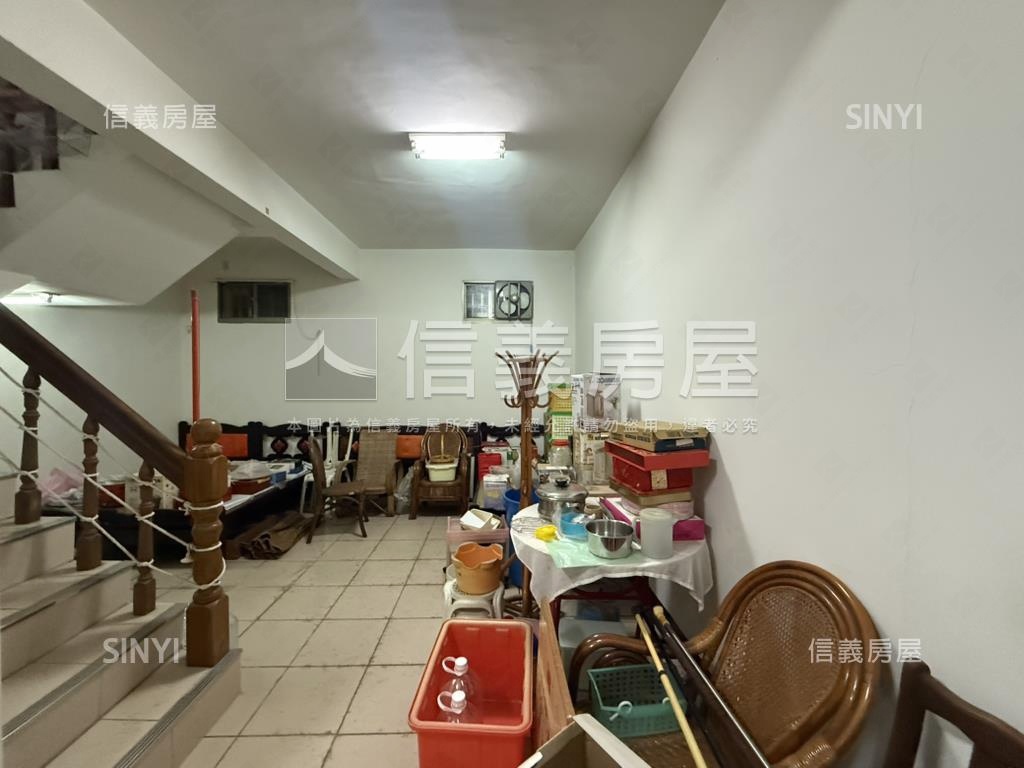 高翠邊間明亮採光透天房屋室內格局與周邊環境
