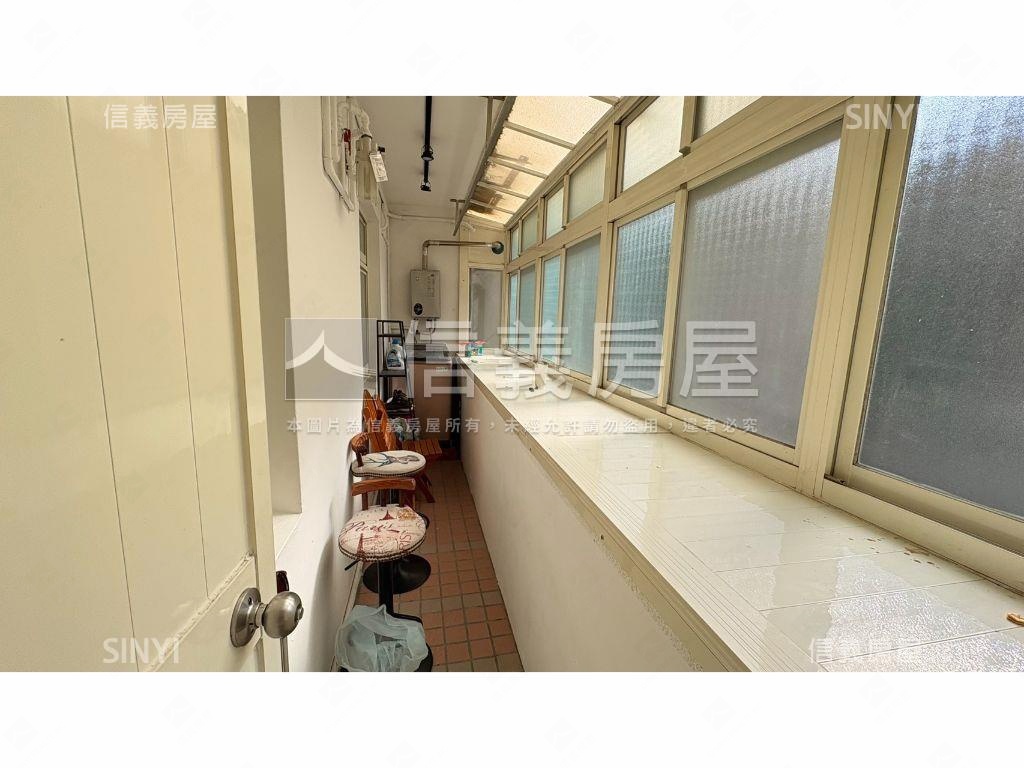 松德路面虎林公園綠意二樓房屋室內格局與周邊環境