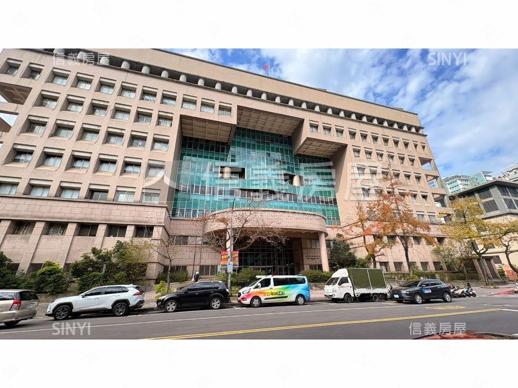 松德路面虎林公園綠意二樓房屋室內格局與周邊環境