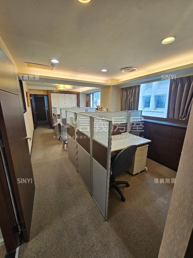 台北站前△窗珍商業純辦房屋室內格局與周邊環境