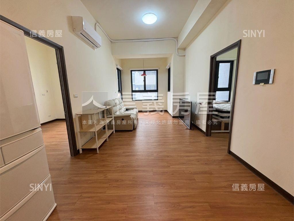 專任誠售採光景觀兩房車位房屋室內格局與周邊環境