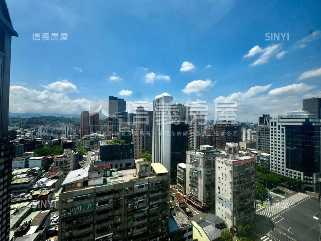 雲門大戶（本案２門牌）房屋室內格局與周邊環境