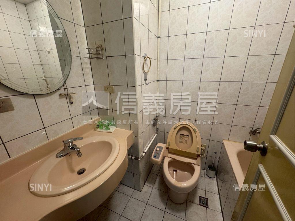 藍天綠地湖中天一樓房屋室內格局與周邊環境