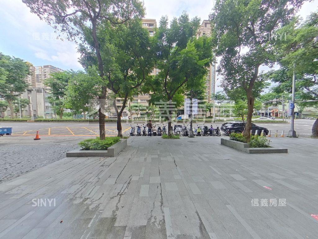 濟弘優質黃金店面房屋室內格局與周邊環境