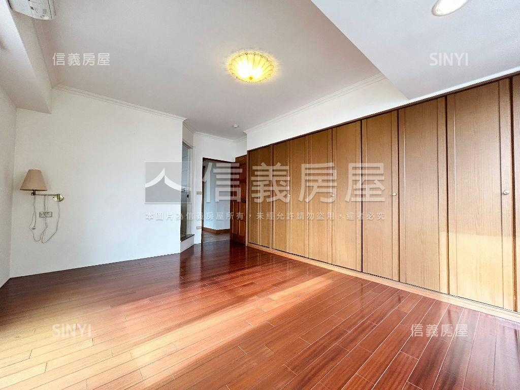 長春大廈。電梯管理四房房屋室內格局與周邊環境