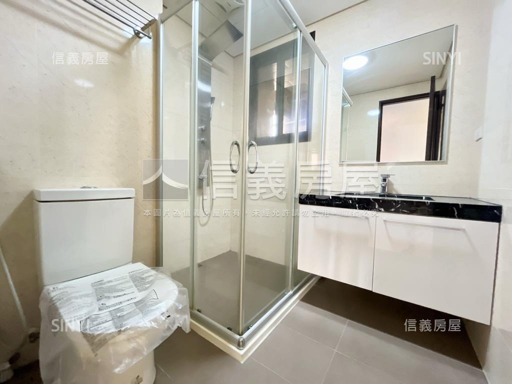 國聚之丘朝南高樓３房平車房屋室內格局與周邊環境