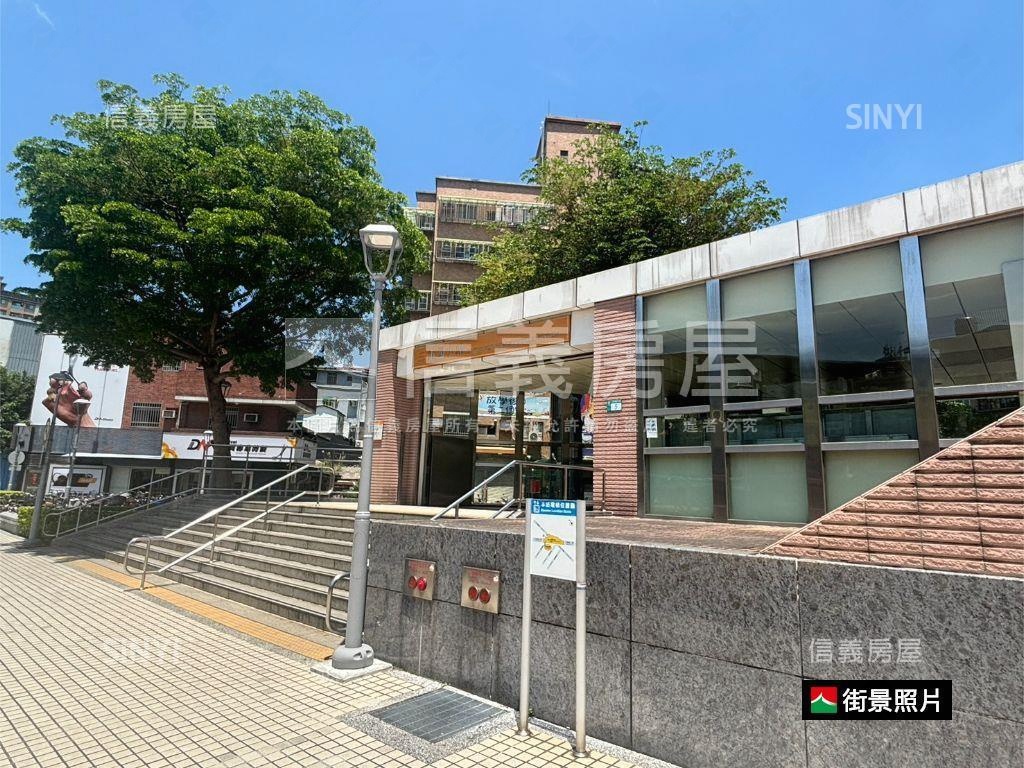 近捷運低總價多用途一樓房屋室內格局與周邊環境