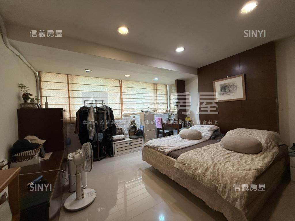 採光優美七段美寓房屋室內格局與周邊環境