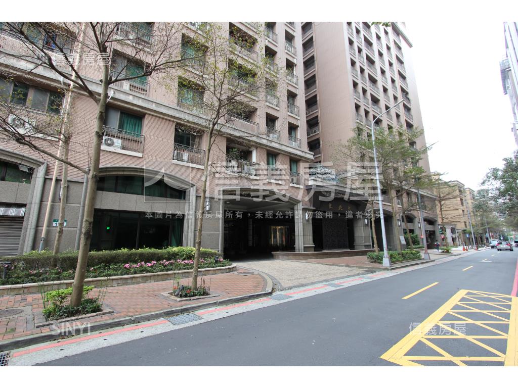 上北大。富貴吉祥四房車位房屋室內格局與周邊環境