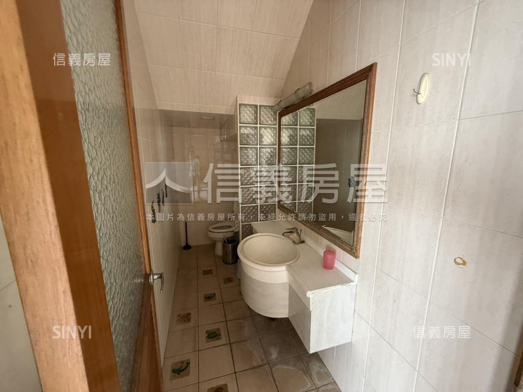 老爺官邸大坪美景雙車位房屋室內格局與周邊環境
