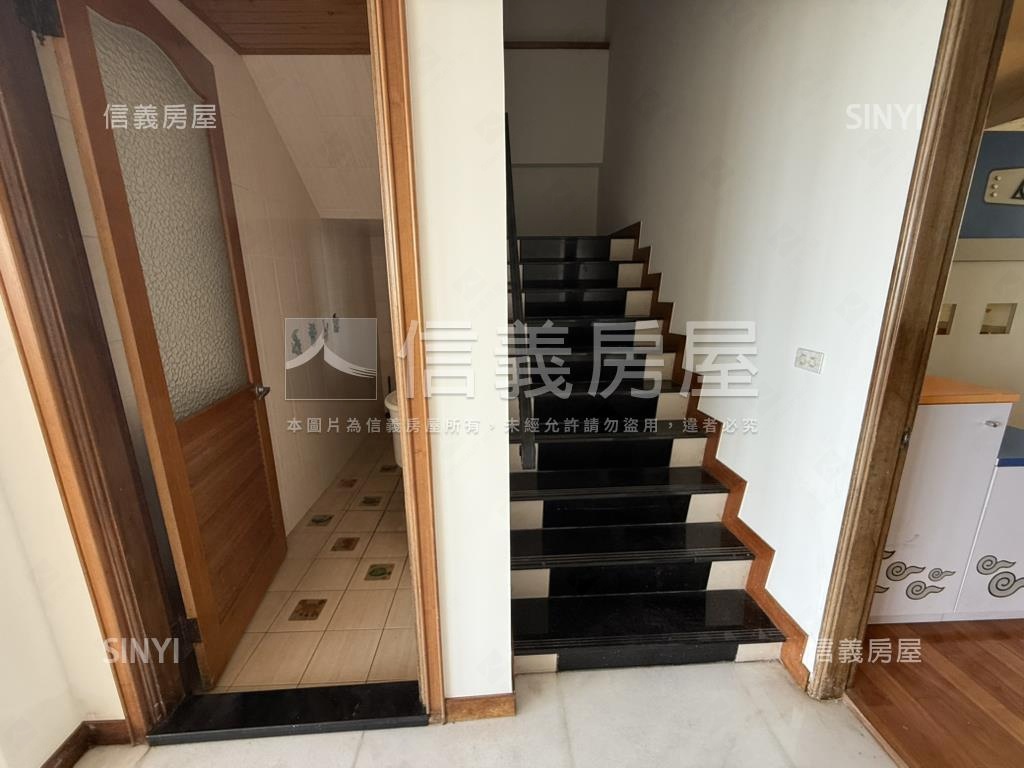 老爺官邸大坪美景雙車位房屋室內格局與周邊環境