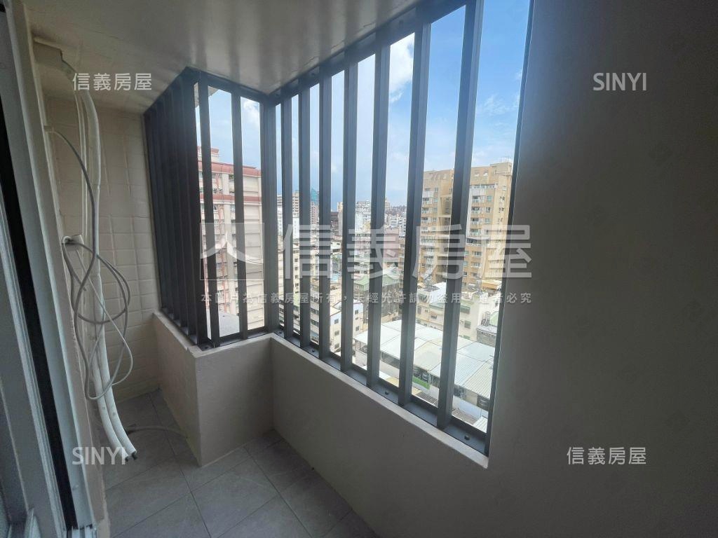 六合裝潢邊間採光１＋１房屋室內格局與周邊環境
