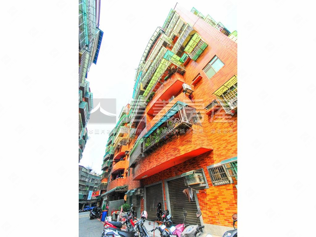 ［新接］幸福晶華四房車位房屋室內格局與周邊環境
