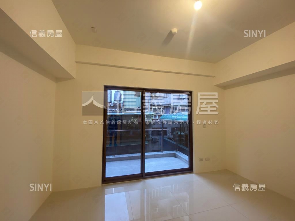 新美齊硯全新兩房房屋室內格局與周邊環境
