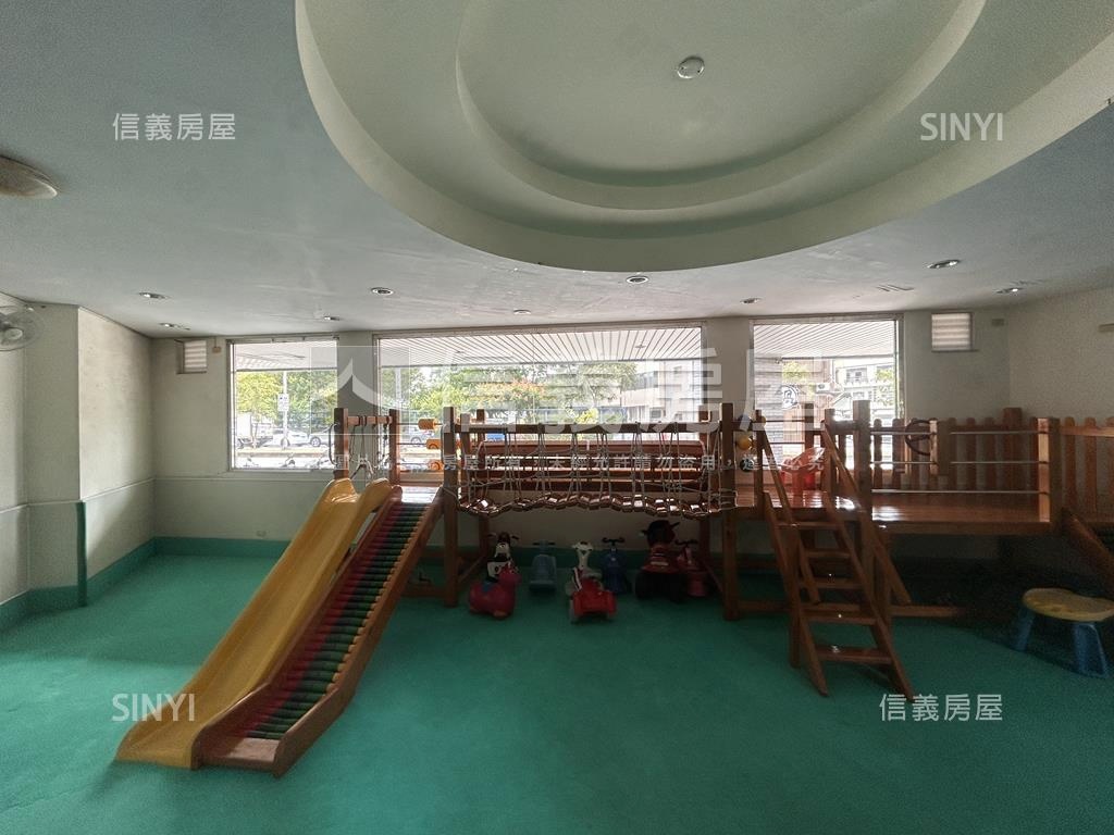 專任｜昌益寶璽三房車位房屋室內格局與周邊環境