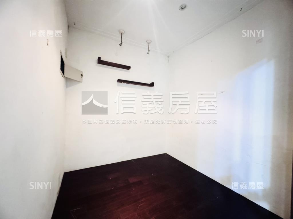 龍興街低總價成家房屋室內格局與周邊環境