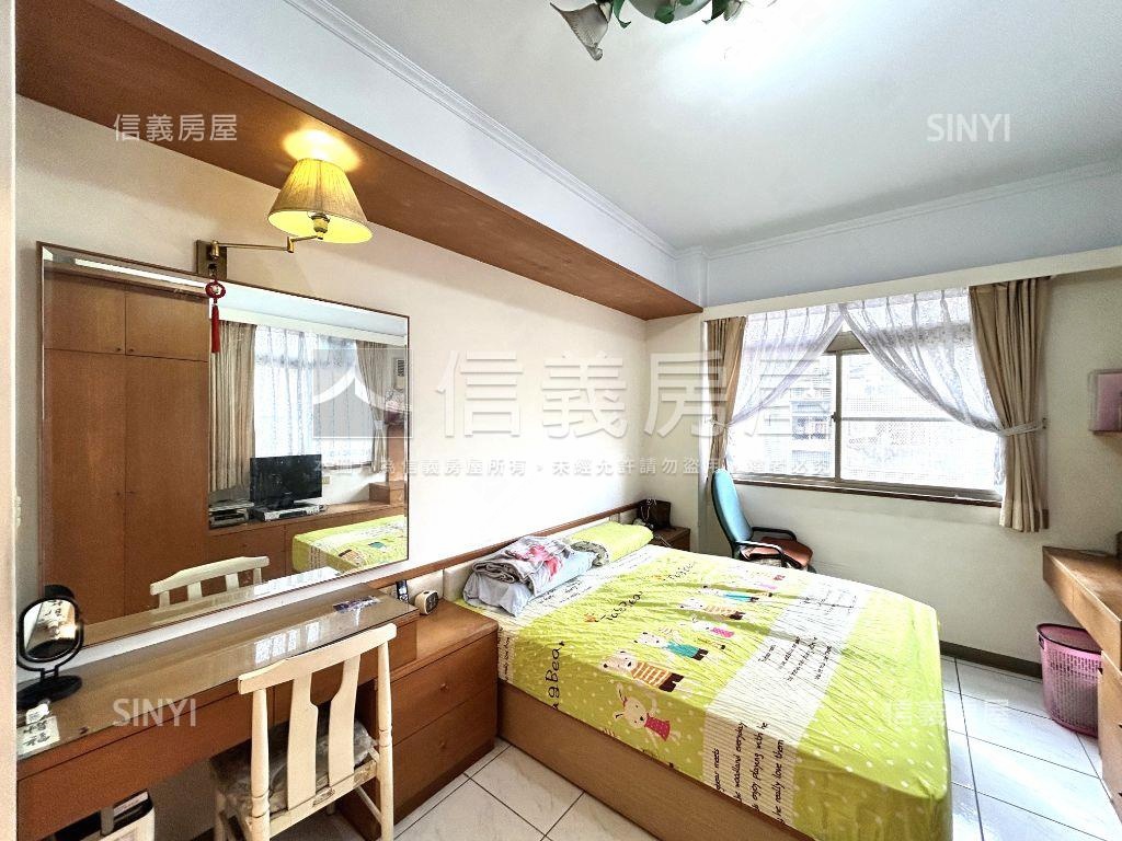 文德高樓電梯大兩房房屋室內格局與周邊環境