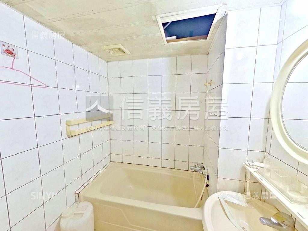 劍橋稀有釋出三房車位房屋室內格局與周邊環境