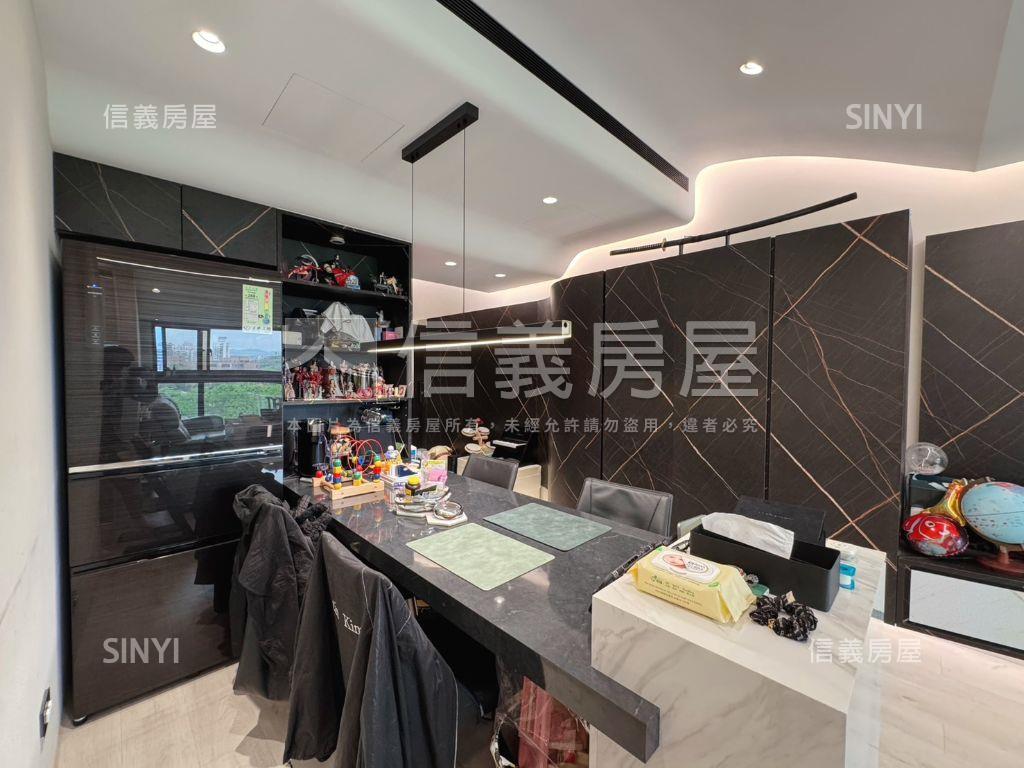 超級花園沐光質感三房車位房屋室內格局與周邊環境