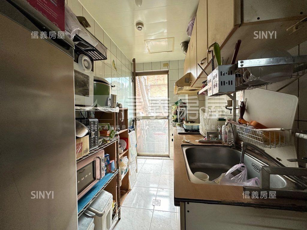 ［新案］捷運幸福三房車位房屋室內格局與周邊環境