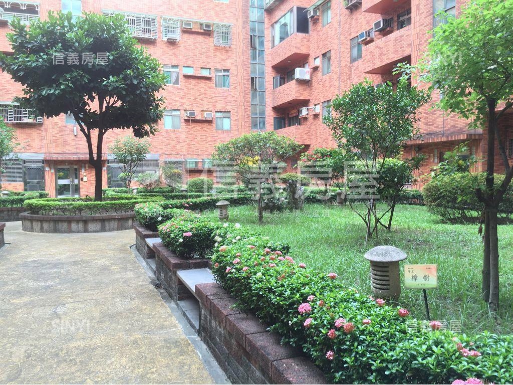 ［新案］捷運幸福三房車位房屋室內格局與周邊環境