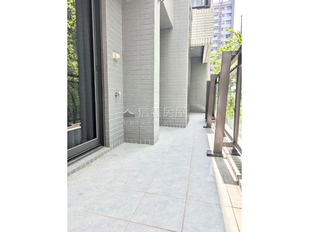 達麗居山３房日式裝潢美屋房屋室內格局與周邊環境