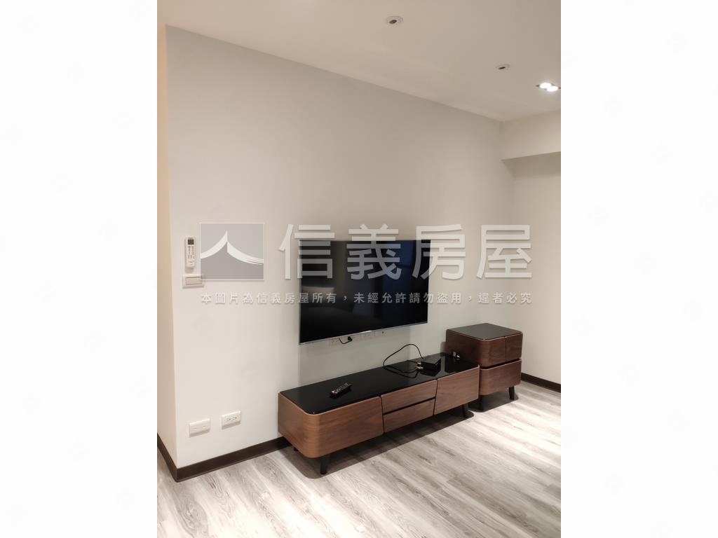 敦美苑綠意三房房屋室內格局與周邊環境