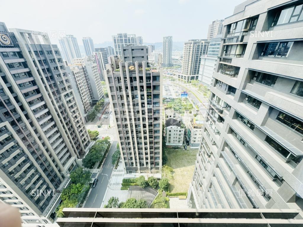 潤泰峰盛高樓採光住宅房屋室內格局與周邊環境