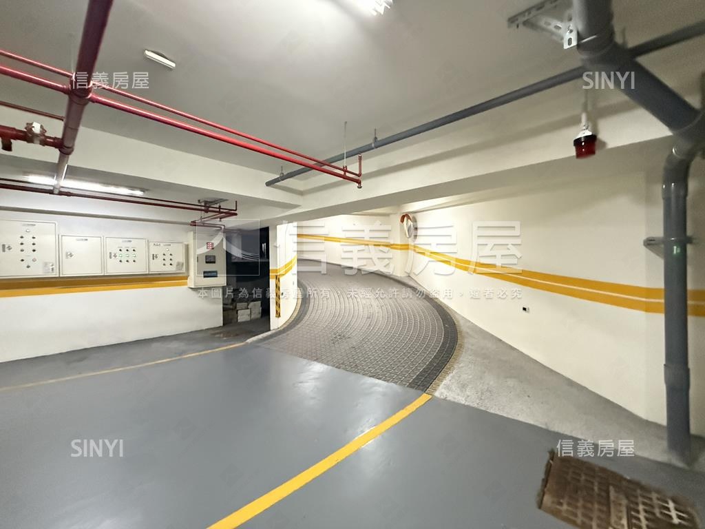 捷運楓華高樓美景房屋室內格局與周邊環境