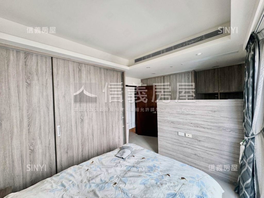 臨路大面寬地下車庫透店房屋室內格局與周邊環境