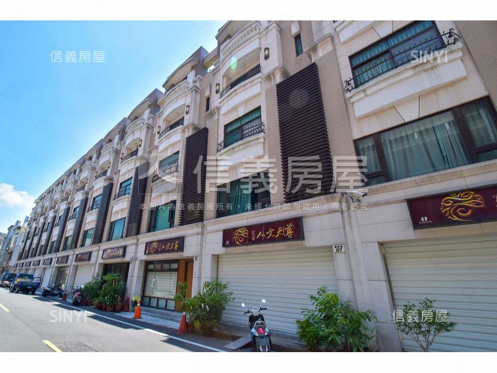 臨路大面寬地下車庫透店房屋室內格局與周邊環境