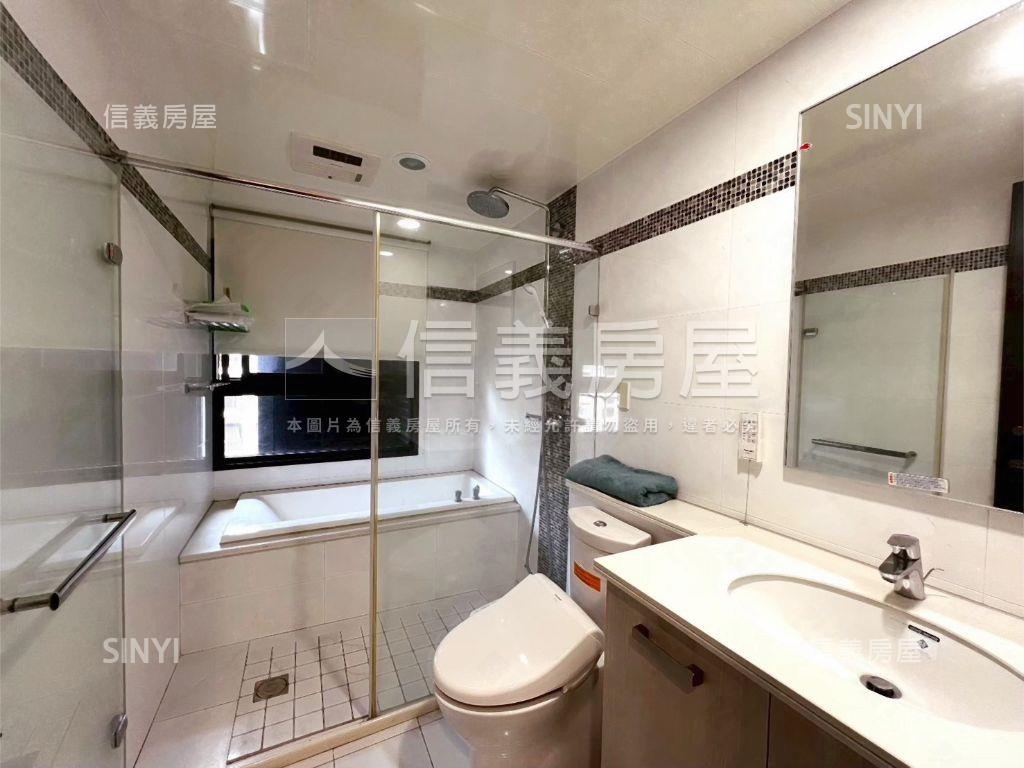 高樓桃大泰極四房車位房屋室內格局與周邊環境