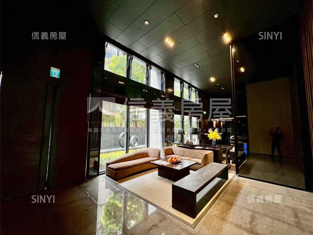 高樓桃大泰極四房車位房屋室內格局與周邊環境