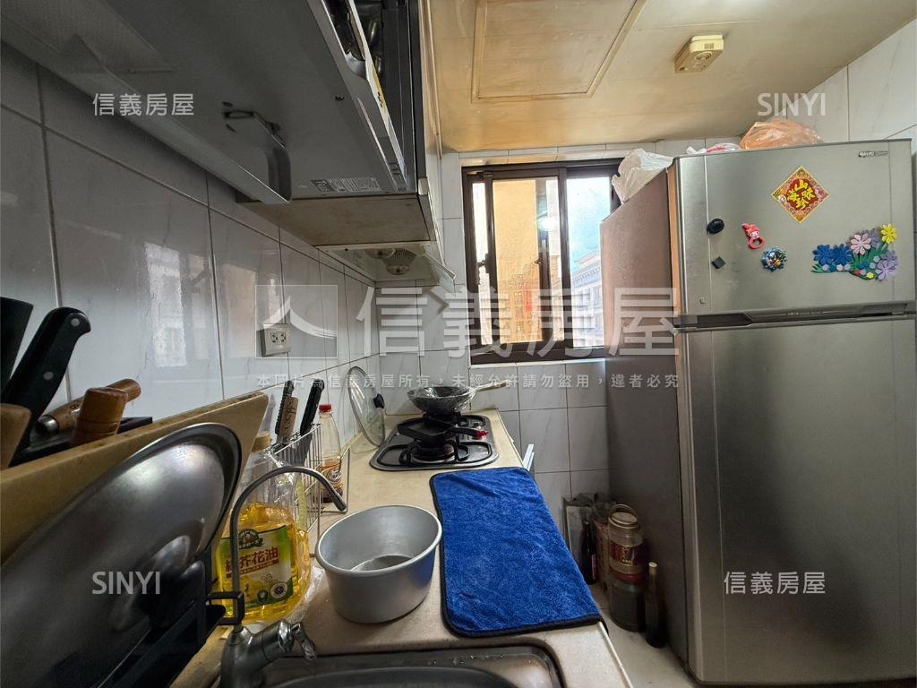 帝后四房雙車位房屋室內格局與周邊環境