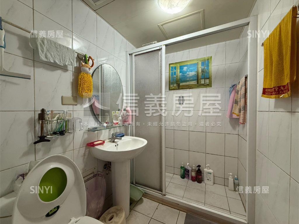 帝后四房雙車位房屋室內格局與周邊環境