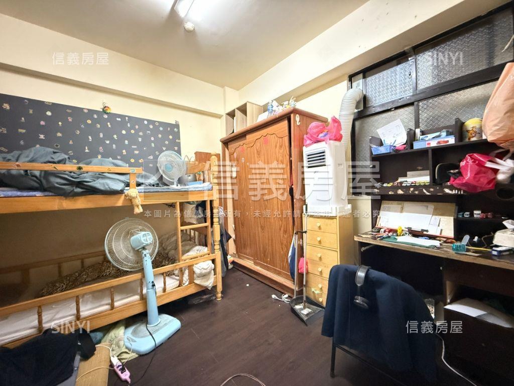 頂溪站面寬１＋２樓店面房屋室內格局與周邊環境