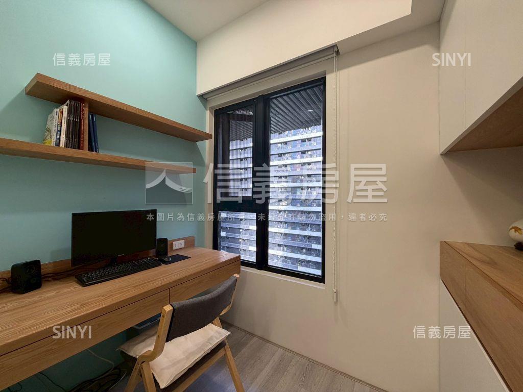 專任海洋都心精裝美宅房屋室內格局與周邊環境