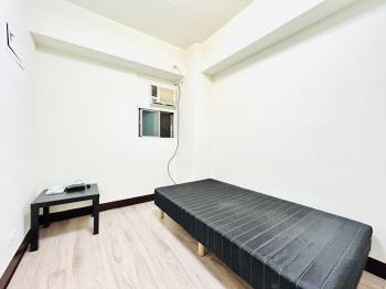 近中山捷運低總價小資套房