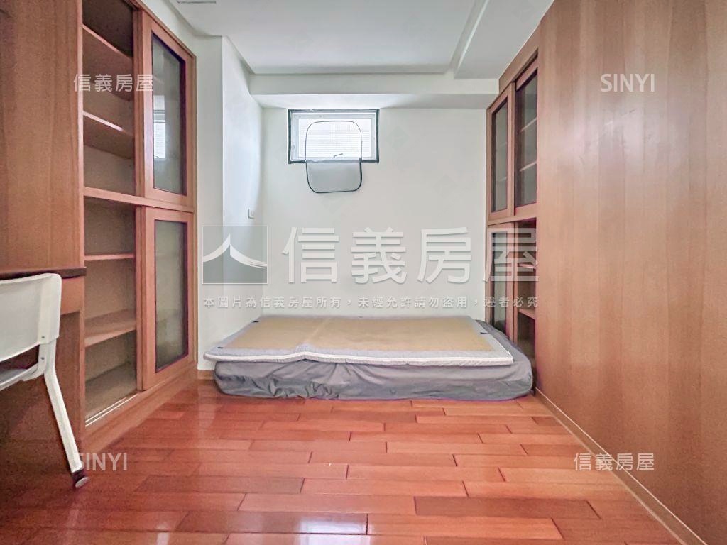 南港兩房車位景觀宅房屋室內格局與周邊環境