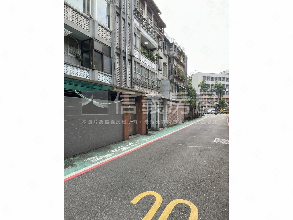 志清國小旁公寓二樓房屋室內格局與周邊環境