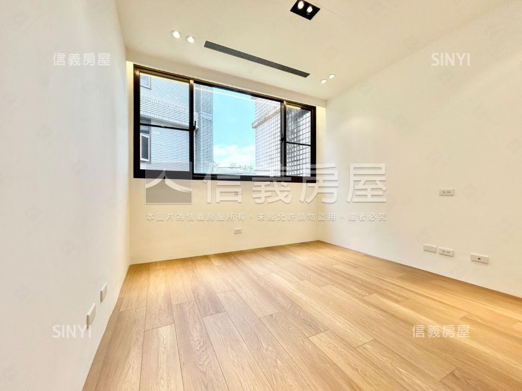 立委特區裝潢別墅房屋室內格局與周邊環境