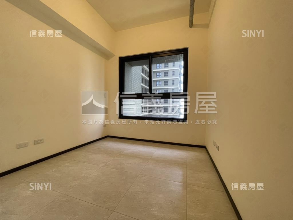 愛琴海高樓層渡假兩房車位房屋室內格局與周邊環境