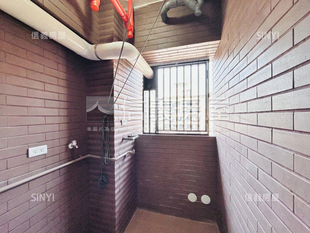 鉅慶森悅家未住兩房車位房屋室內格局與周邊環境